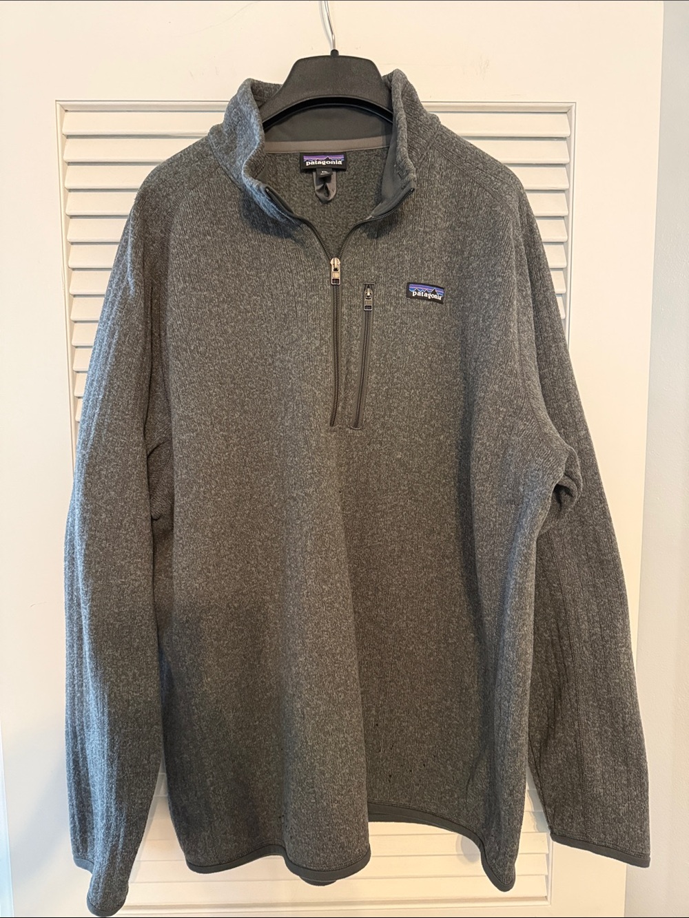 Patagonia Men’s Gray Half-Zip Fleece Pullover